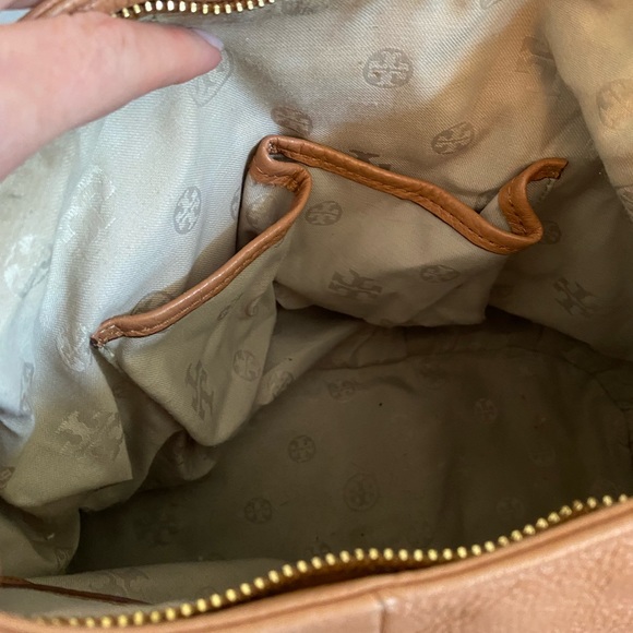 Tory Burch Thea Pebbled Camel Tan Leather Handbag Hobo bag w dust bag ! - Picture 8 of 14